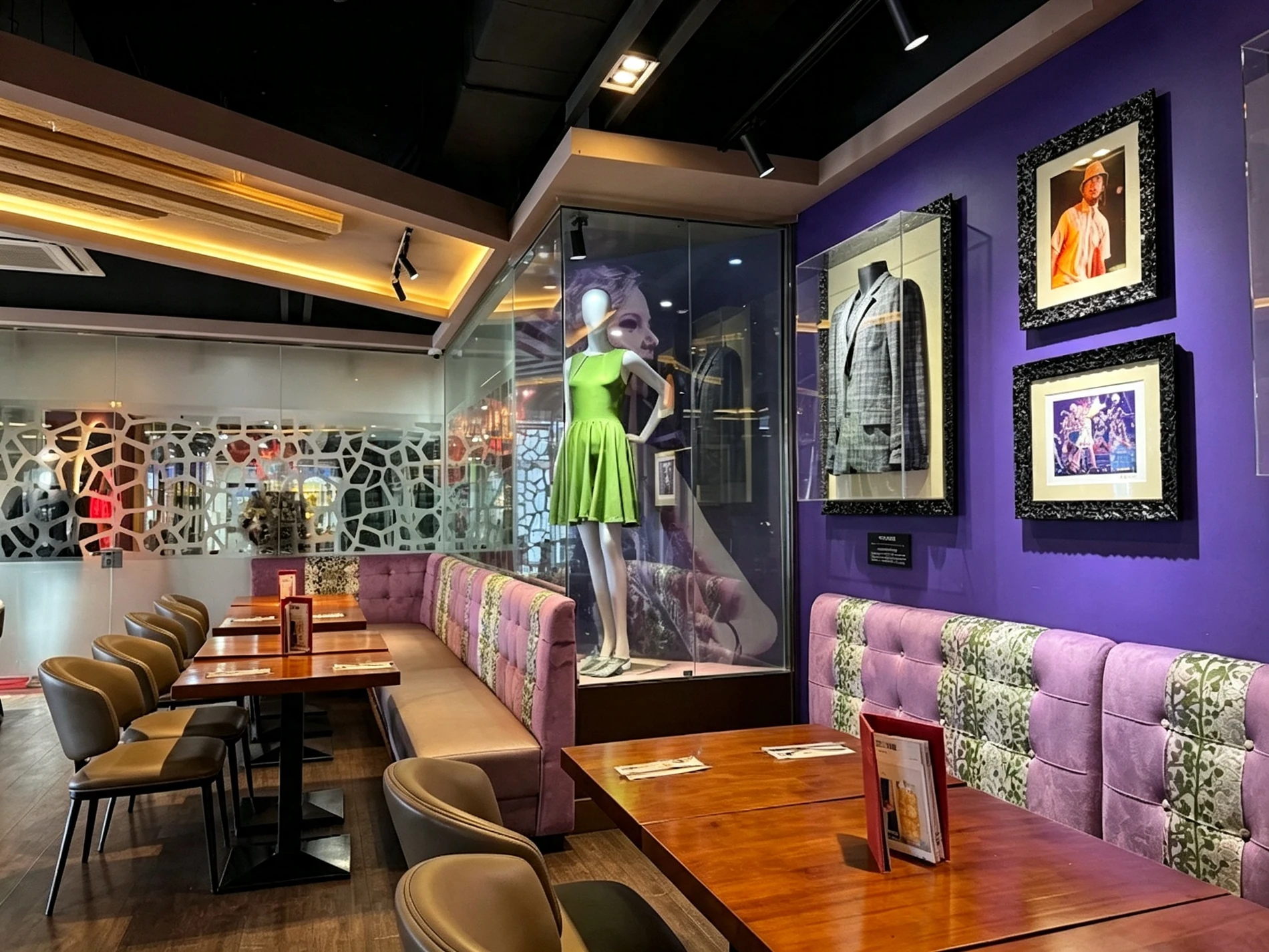 Hospitality interior reference, dining atmosphere