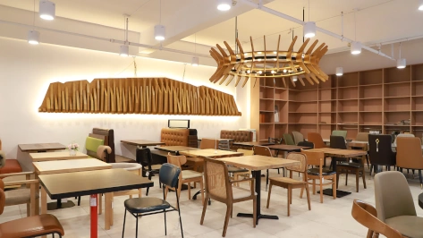 RON_Restaurant_Furniture_Wood_Tables_and_Wall_Decor