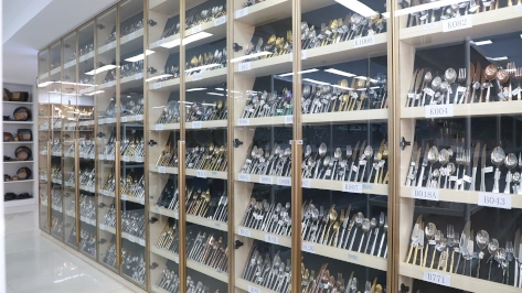 RON_Showroom_17L_Cutlery_Collection