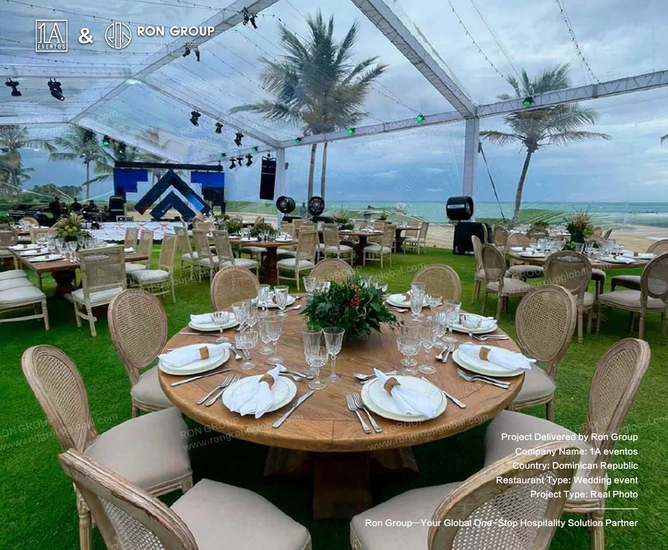 1A Eventos RonGroup-1A_Eventos-Beachside_Wedding_Reception_Setup.webp