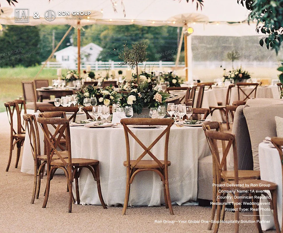 1A Eventos RonGroup-1A_Eventos-Rustic_Wooden_Chairs_And_Tables.webp
