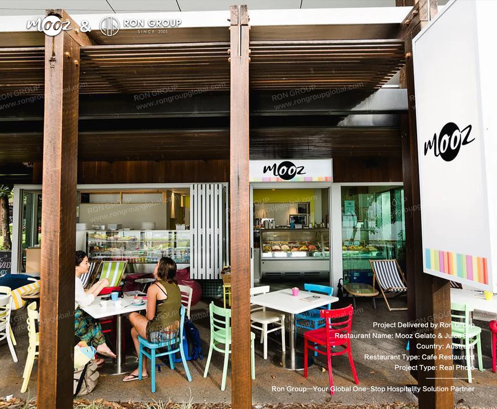 Mooz Gelato and Juice Bar outdoor cafe seating area