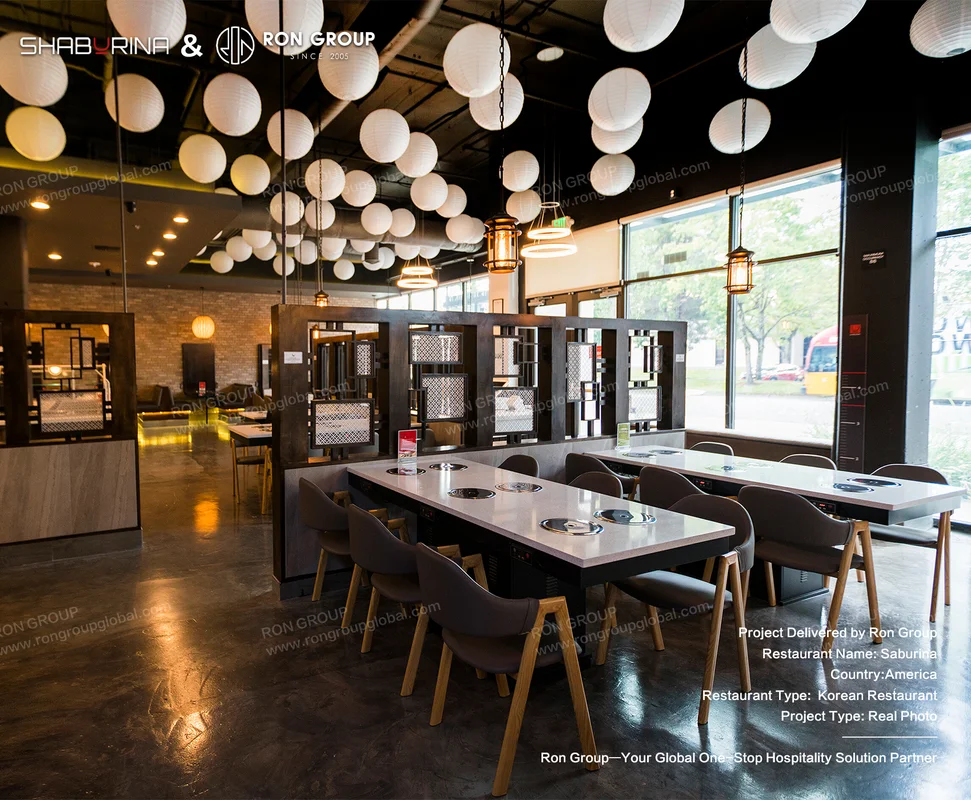 Shaburina tables with lattice partitions and paper lanterns