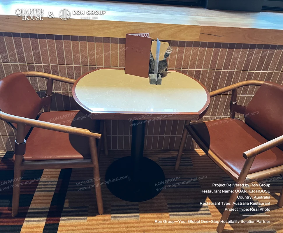 Quarterhouse intimate dining nook