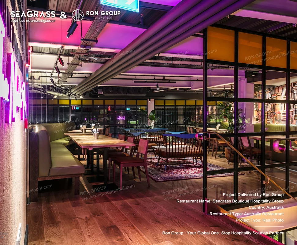 Seagrass glass partition and shelving zone