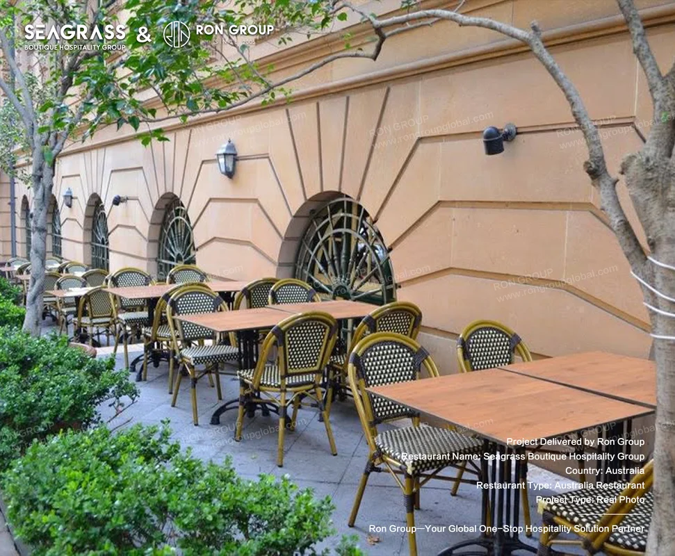 Seagrass outdoor dining area