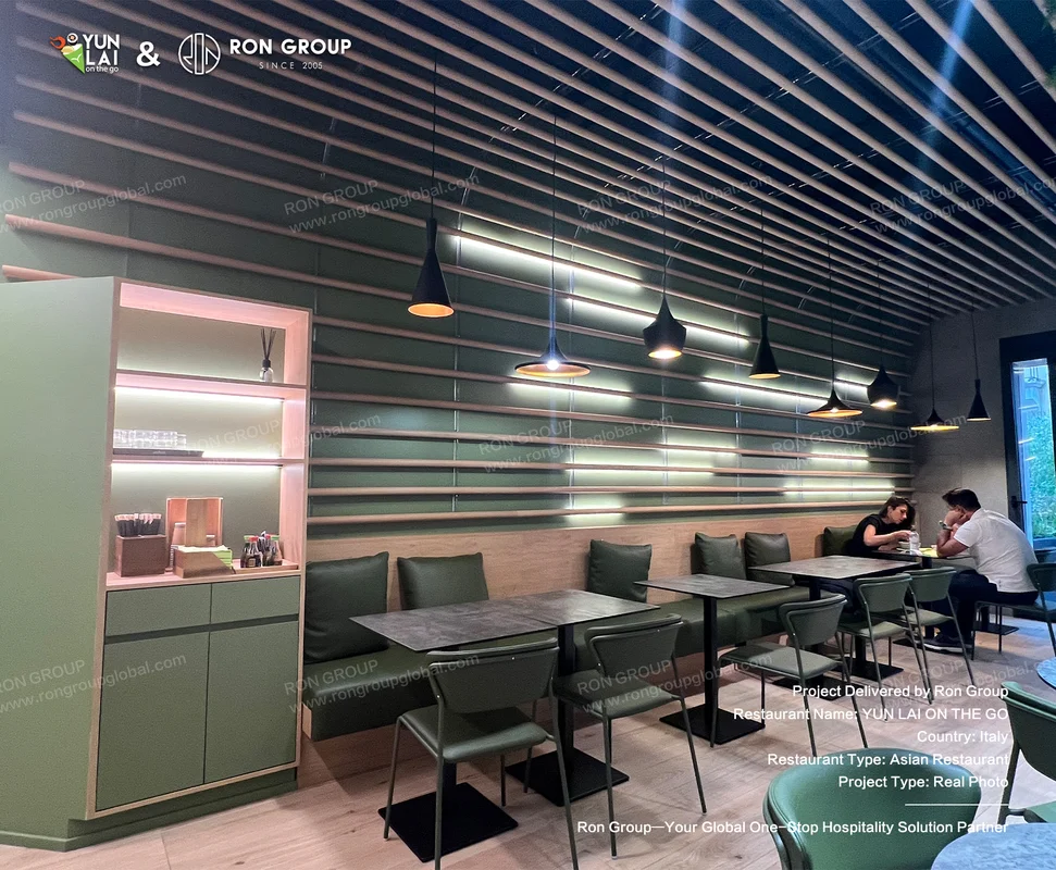 YUN LAI ON THE GO modern interior