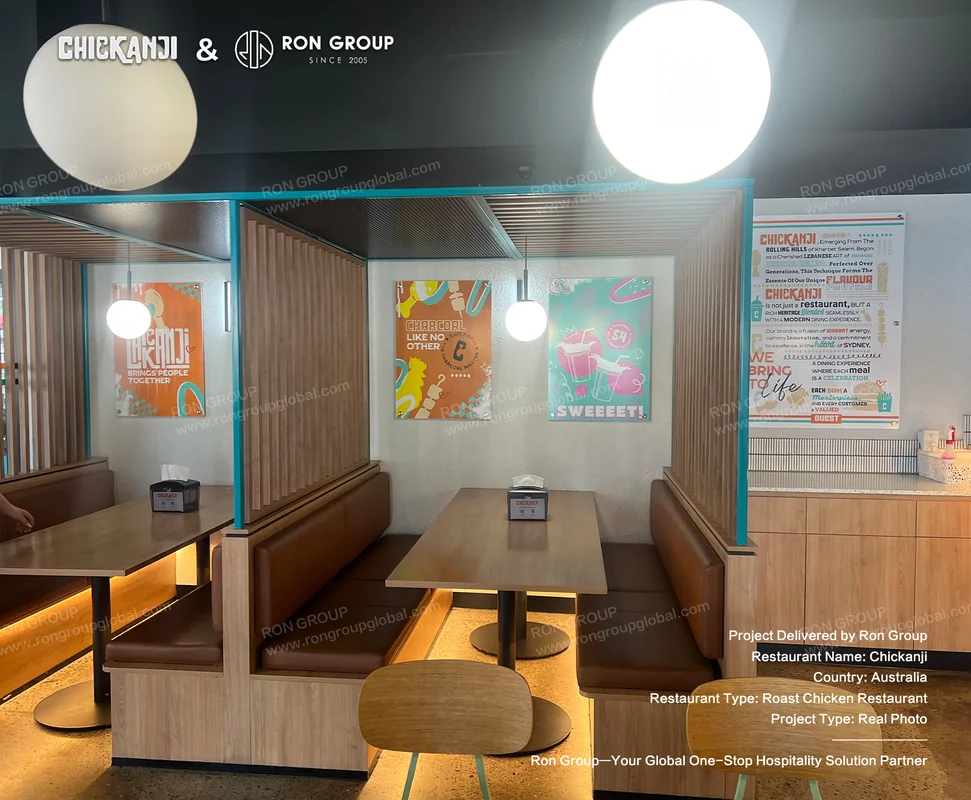 Chickanji booth seating
