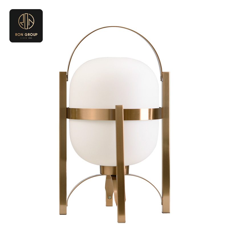 Classic elegant tablelamp series 5