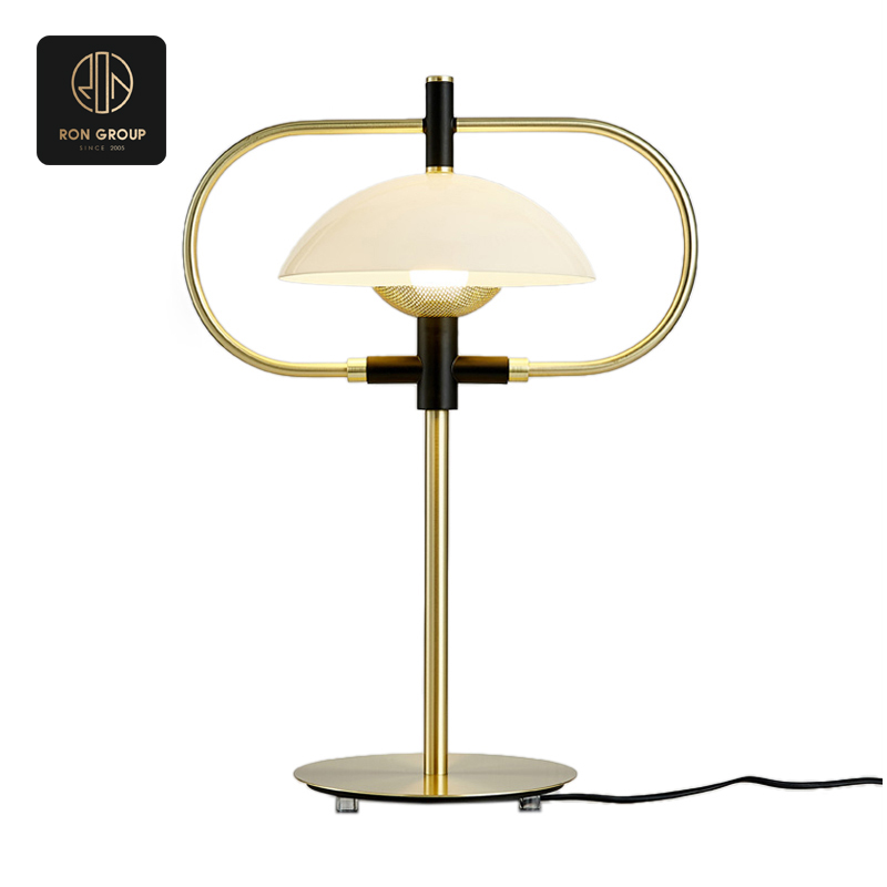 Modern design tablelamp
