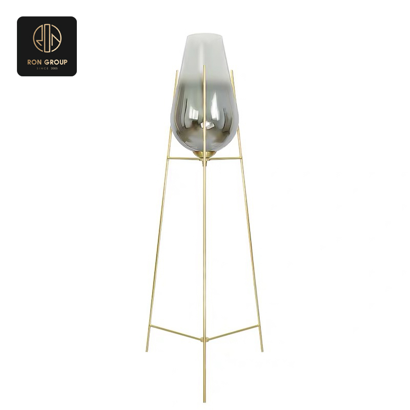 Exquisite atmosphere floorlamp