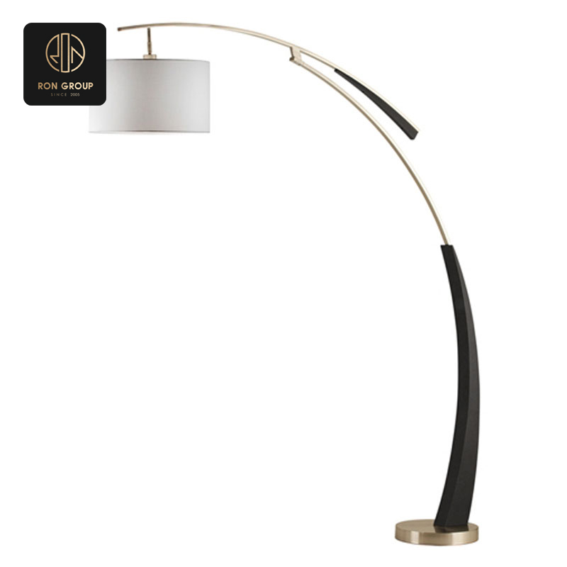 Minimalist design floorlamp