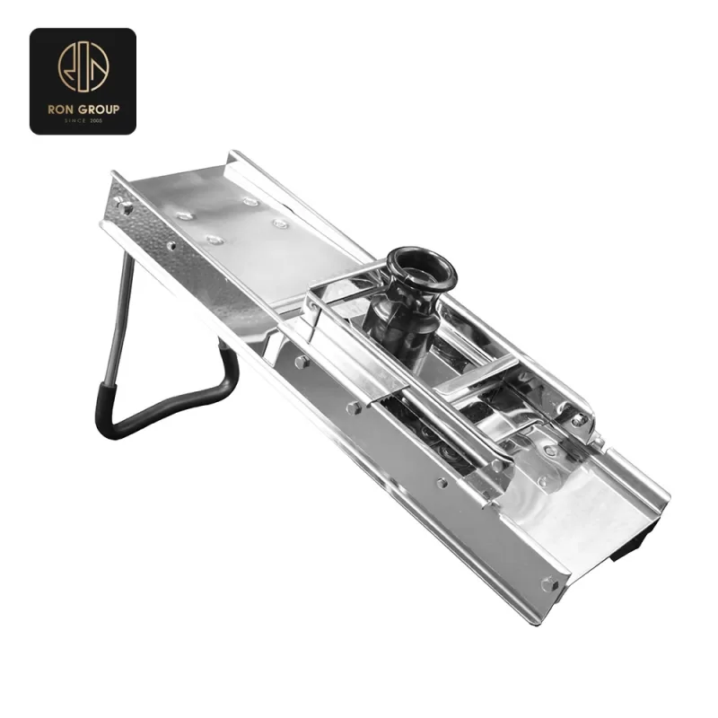 Multifunctional stainless steel grater