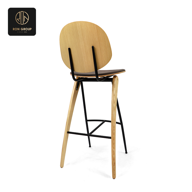 Modern Bistro Seating