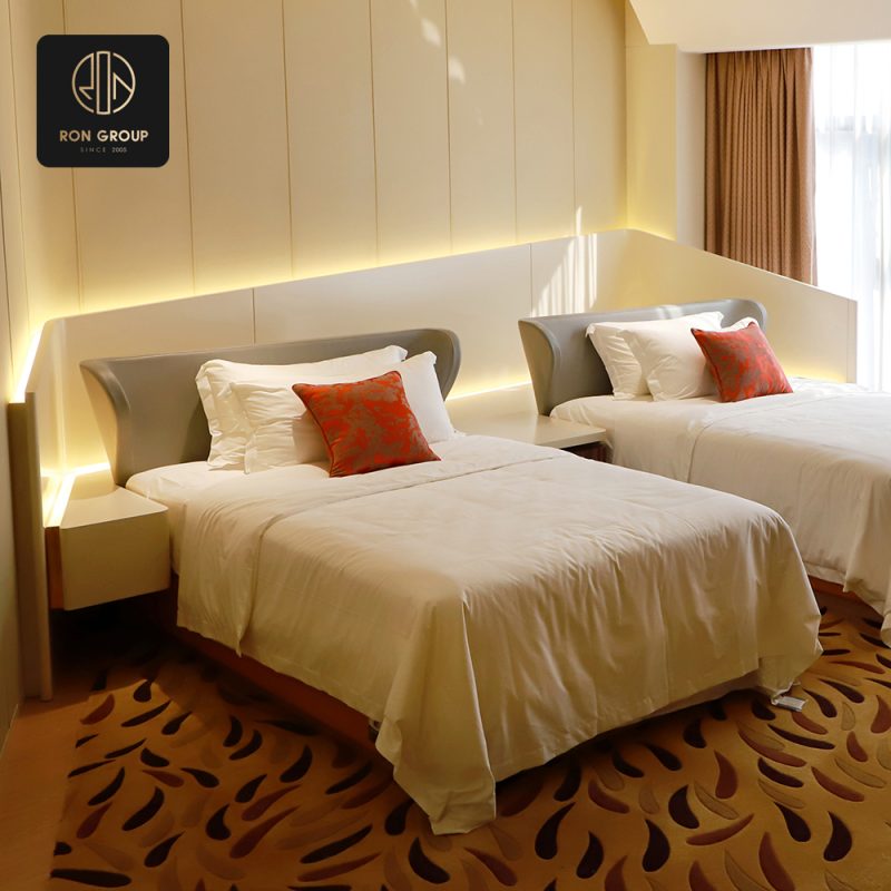 Tranquil Hotel Set Series C