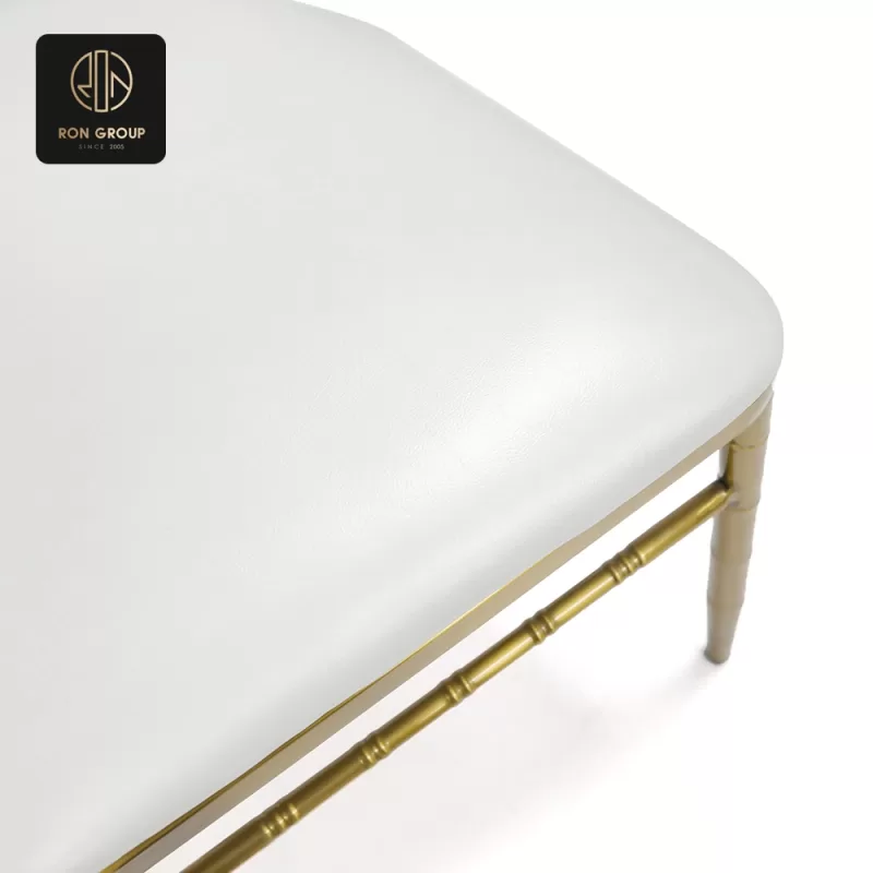 Regal Charm Series D