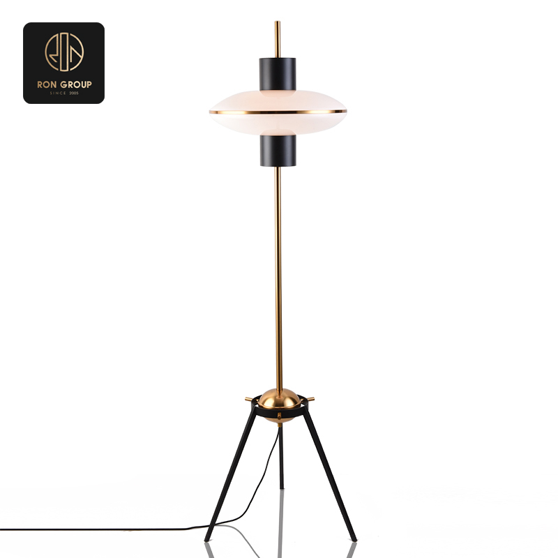 Exquisite atmosphere floorlamp series 3