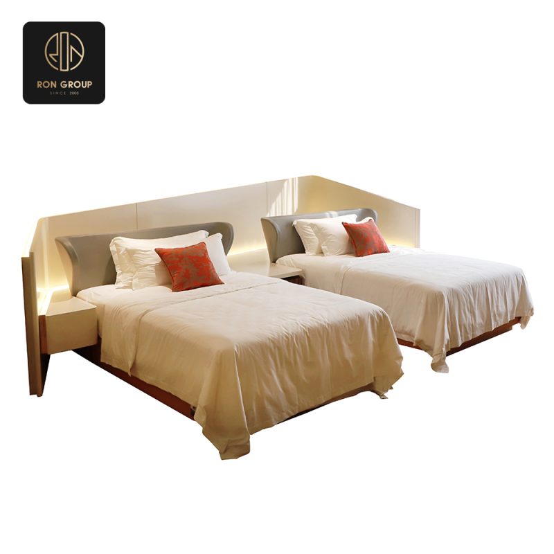 Tranquil Hotel Set Series C