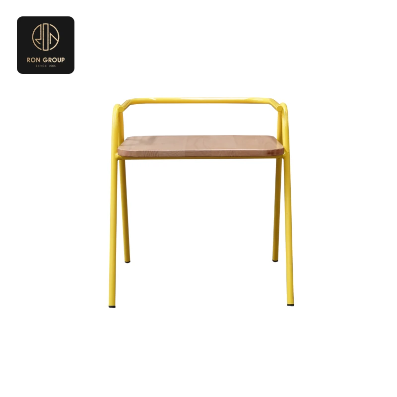Well-built Chair Series D