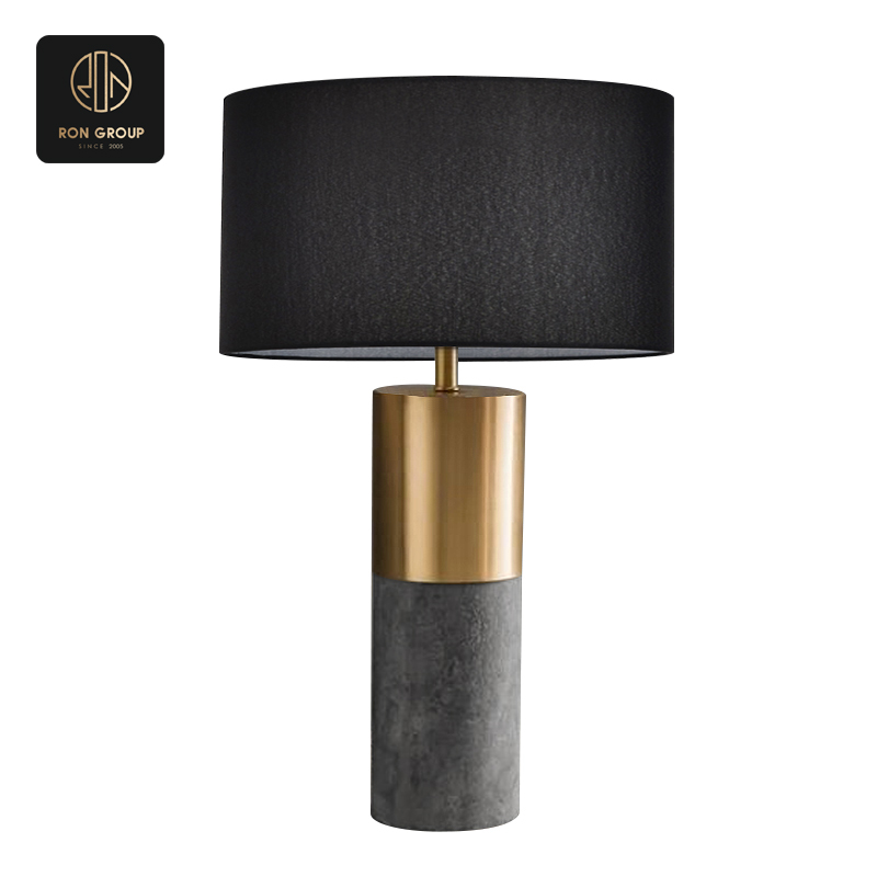 Classic elegant tablelamp