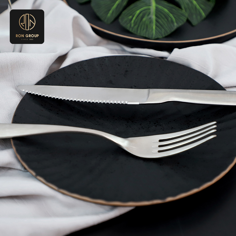 Essential Flatware Series