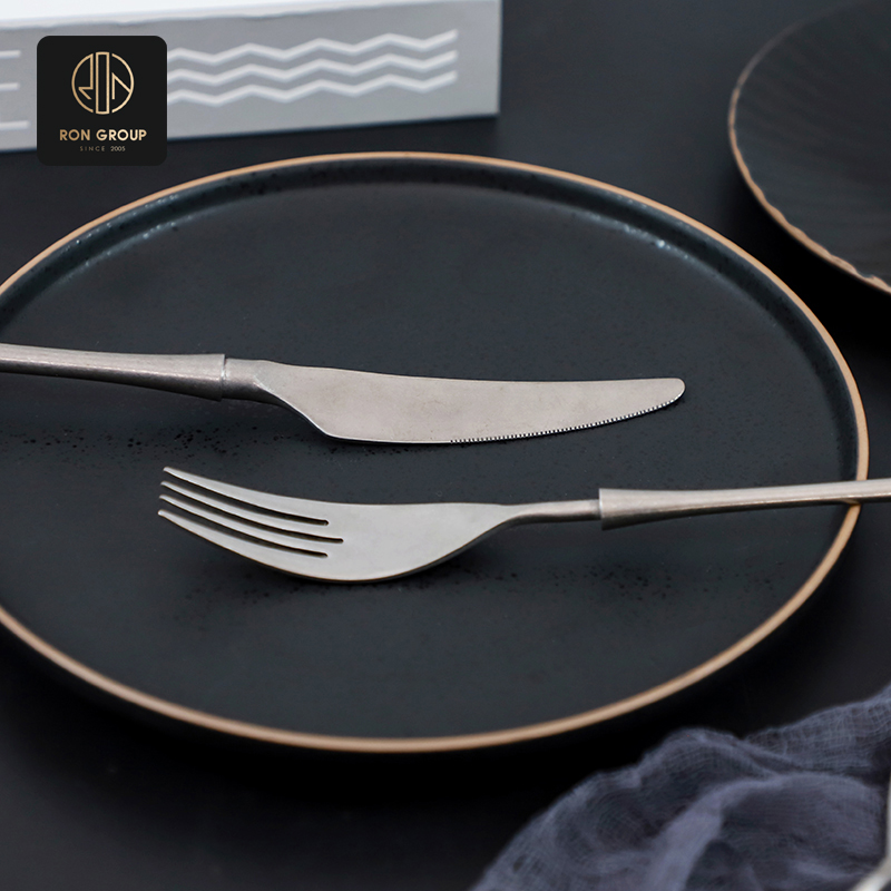Royal Elegance Series