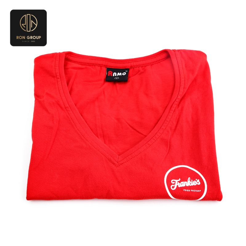 Restaurant Red Crewneck T-shirt
