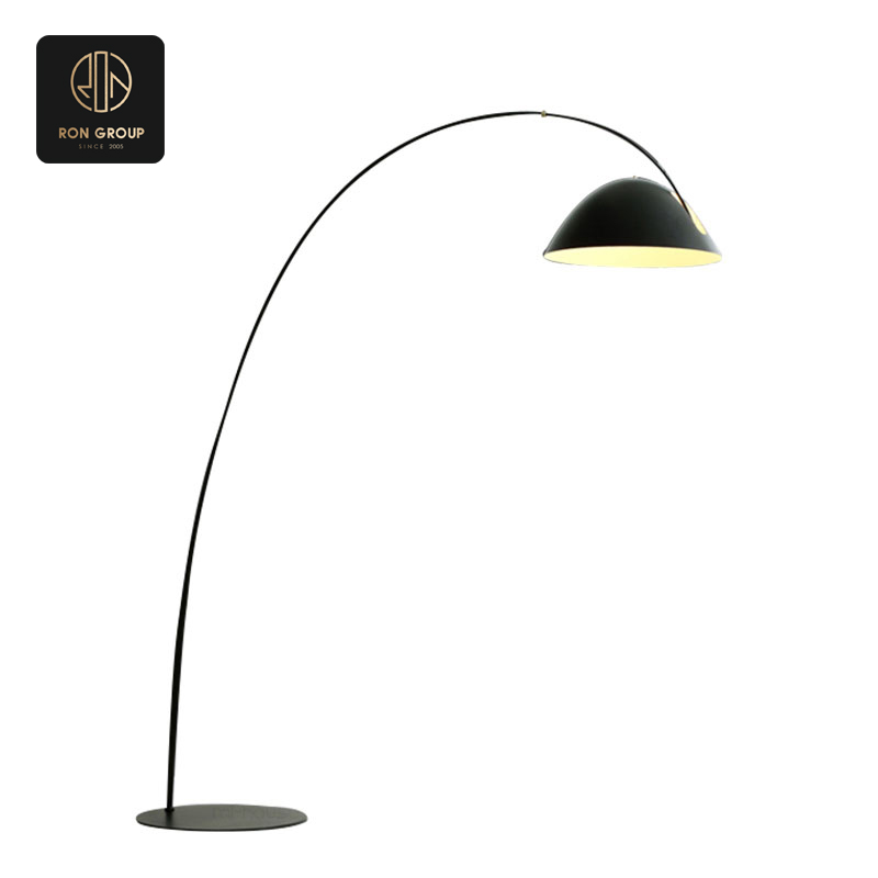 Minimalist design floorlamp
