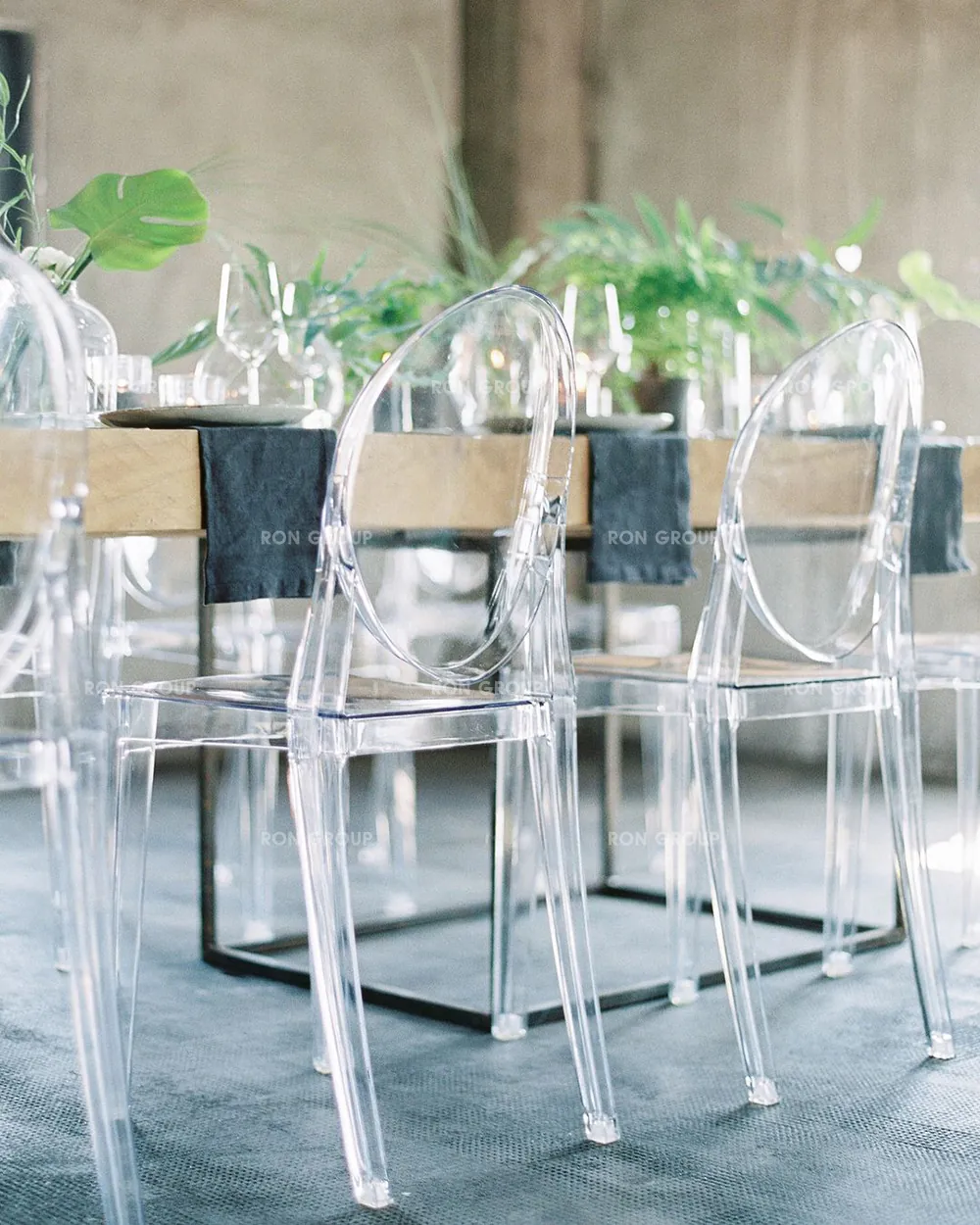 weds4u-modern-event-high-stools