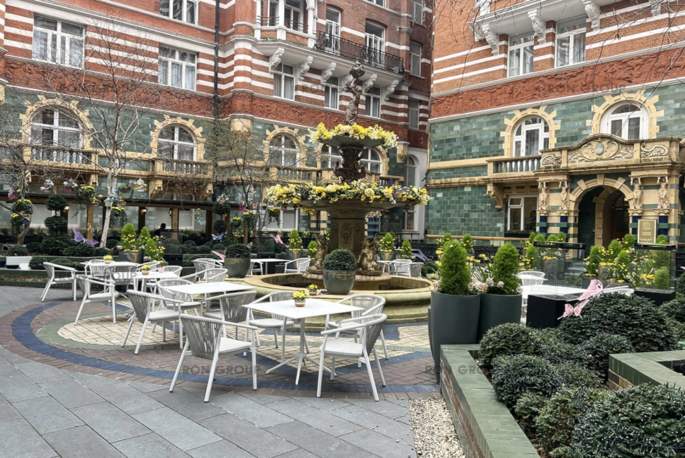 RON GROUP climate-adaptive outdoor courtyard furniture for Taj Hotel London, waterproof and corrosion-resistant rattan design
