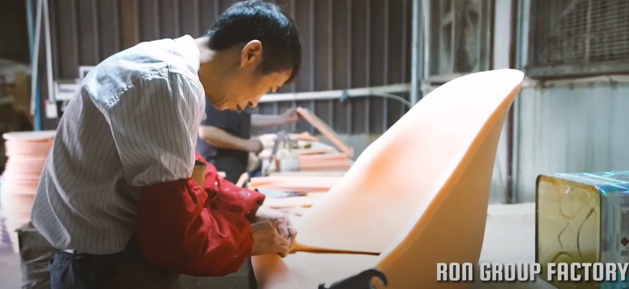 apply-foam-and-glue-2 apply-foam-and-glue-2