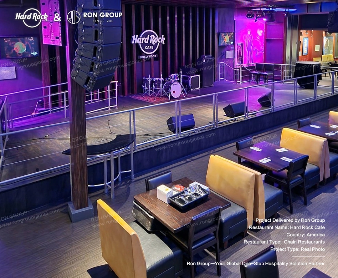 Dining and stage integration at Hard Rock Cafe Integrated dining and performance space inside Hard Rock Cafe